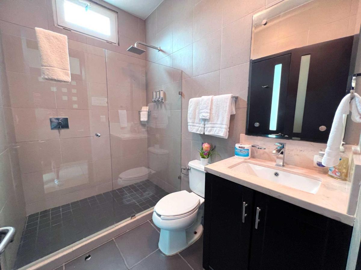 Cardenas Suites Puerto Vallarta Eksteriør billede