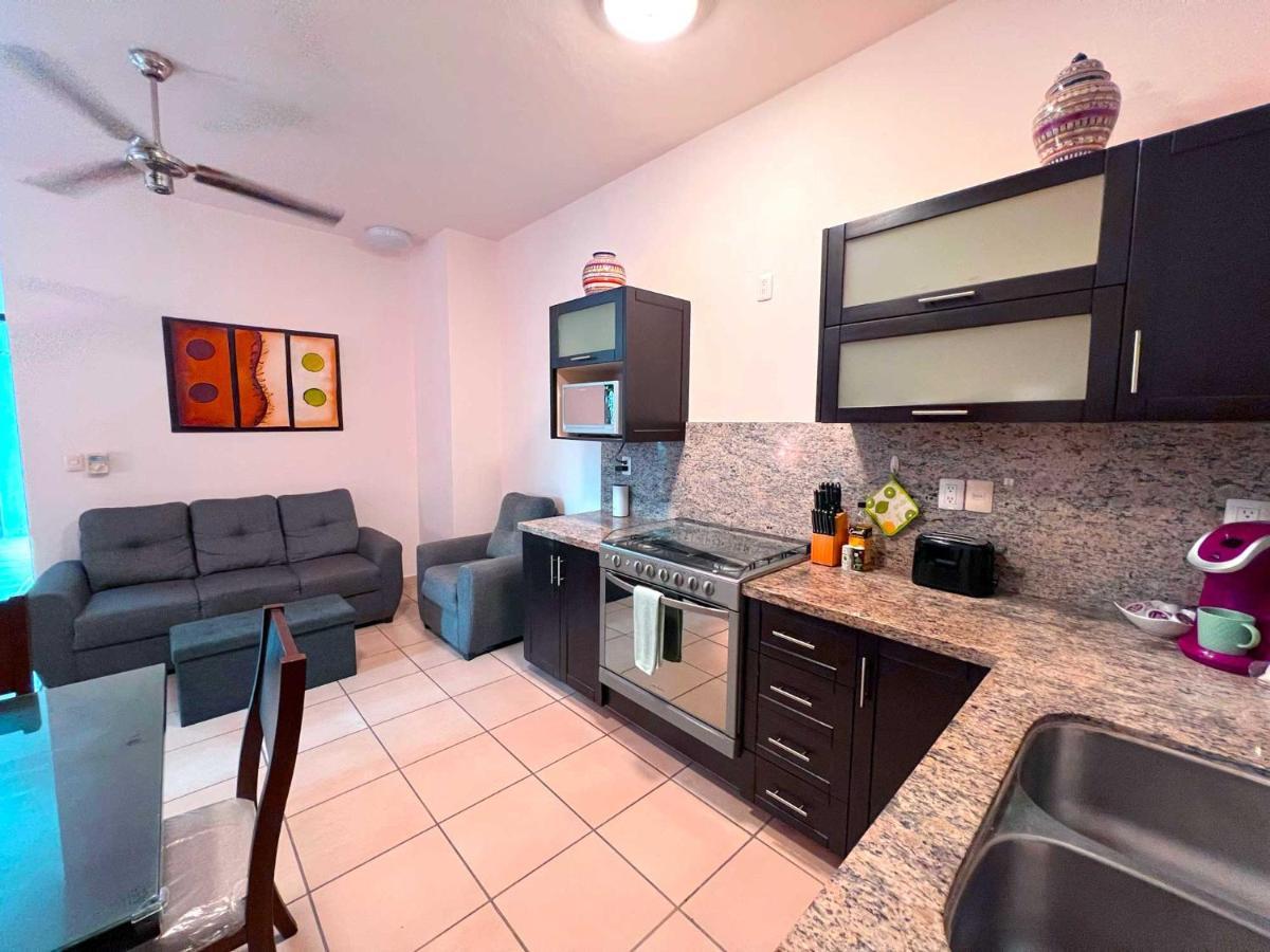 Cardenas Suites Puerto Vallarta Eksteriør billede